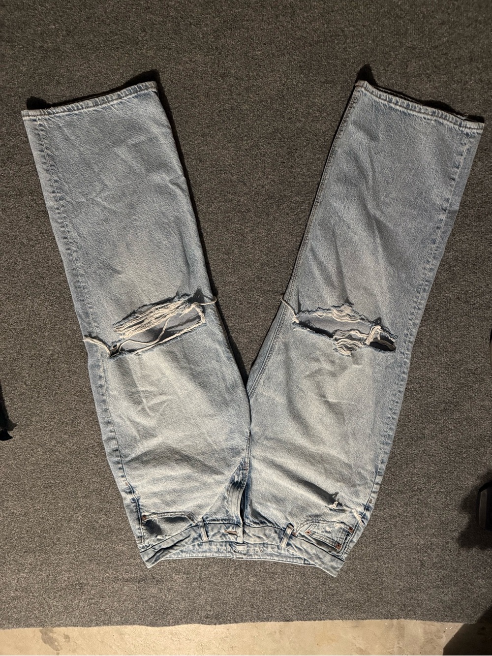 American Eagle Outfitters Light Wash Distressed Straight Women's Jeans